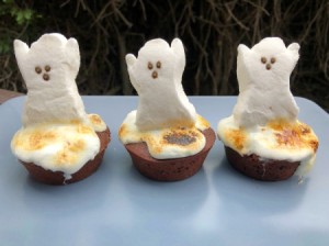 ghost peeps on Brownies