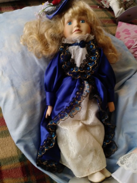 Value and Identification of Porcelain Dolls