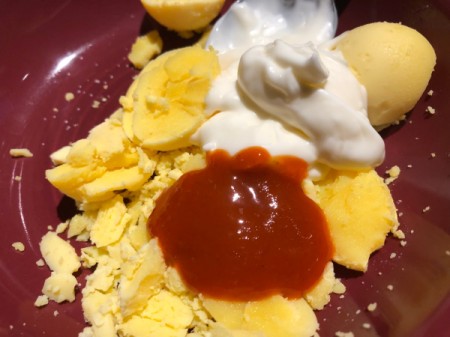 egg yolk with mayonnaise, catsup and hot sauce
