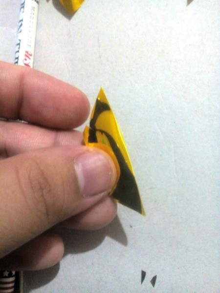 Laurel Leaf Headdress - fold the leaf in half and crease well