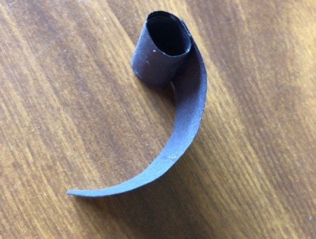 Squawking Crow Paper Craft - glue a slightly longer strip to it