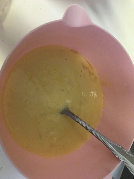 mixing wet ingredients