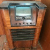 Value of Vintage Cabinet Radio and Console Stereo - vintage cabinet radio