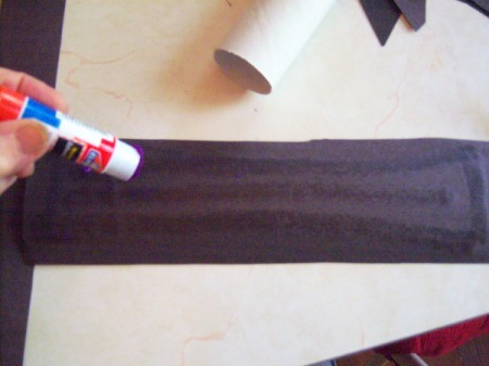 Hanging Bats - glue the paper to the roll using a glue stick