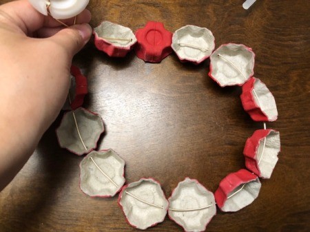 Christmas Egg Carton Wreath - done threading