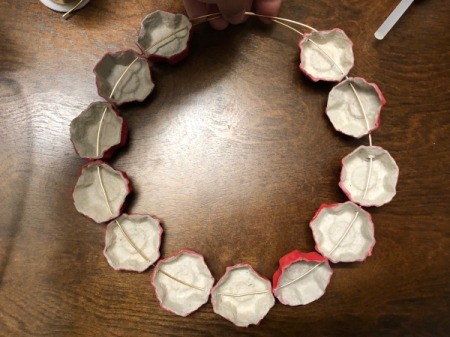 Christmas Egg Carton Wreath - cut wire