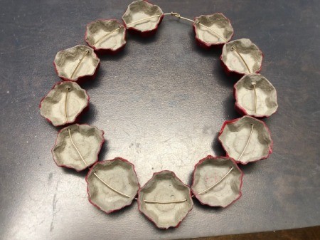 Christmas Egg Carton Wreath - make a knot