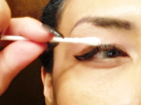 DIY Long-Lasting Eyelash Lift - use cleaner water for final clean up and remove pads