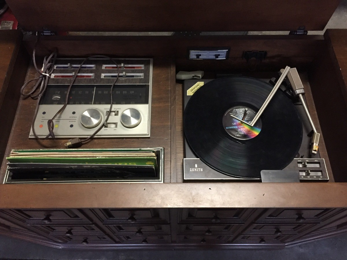 Value of a Vintage Zenith Console Stereo System | ThriftyFun