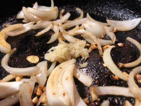 browning garlic and onions