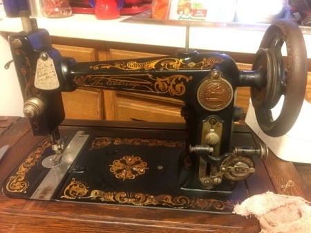 Treadle Sewing Machines Information | ThriftyFun