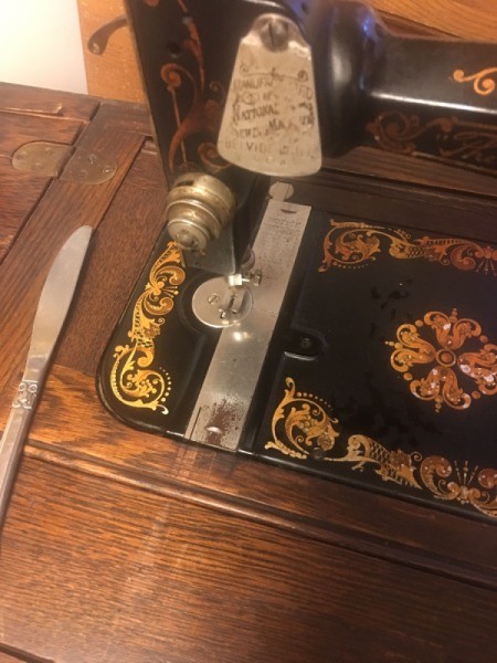 Dating an Eldredge Treadle Sewing Machine