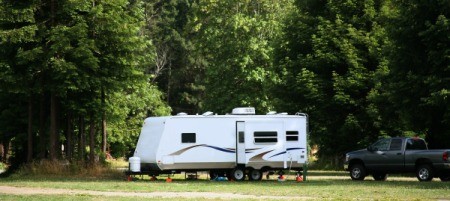 Air Conditioner Making Travel Trailer Roof Bow - trailer with AC on roof