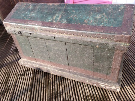 Information on an Antique Trunk