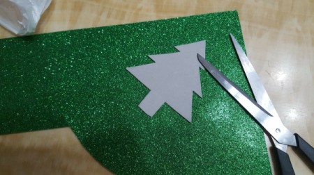 Sparkling Paper Ornaments - tree on green paper