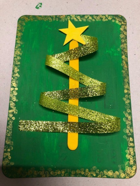 Christmas Tree Ribbon Card - glue on the foam star