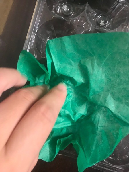 Christmas Candy Egg Carton Gift Box - press down