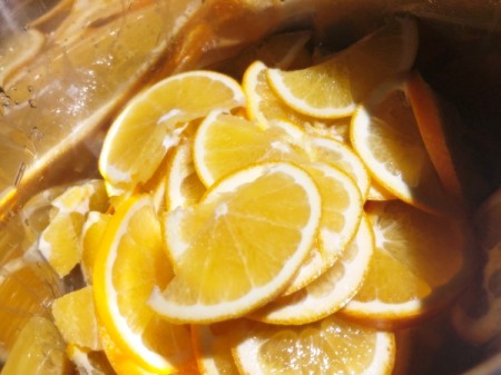 Orange slices in pot