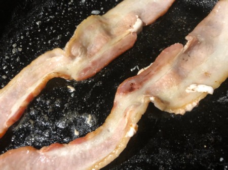 cooking bacon strips