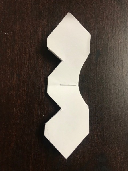 Snowflake Bow for Oversize Gift - cut a piece out opposite the triangles