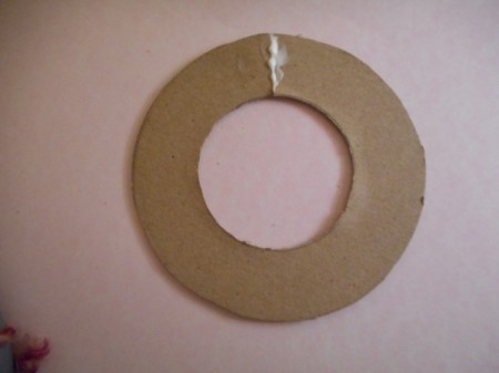 Mini Wreath Ornament - glue the cut