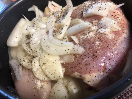 onions on chicken