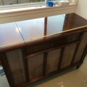 A vintage console stereo system.