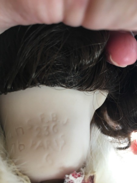 Identifying a Porcelain Skater Doll