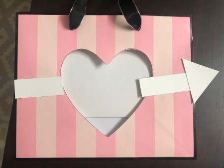 Repurpose Victoria's Secret Shopping Bag for Valentine's Day - rest of shaft and point
