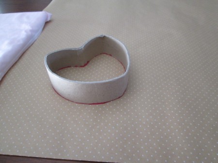 Recycled Paper Rolls as Heart Stamps - stamp on paper