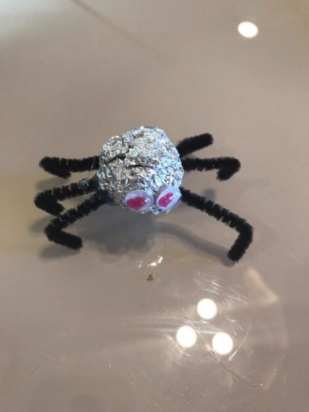 Foil Spiders - eyes in place