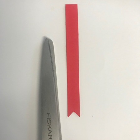 Valentine Wreath Card - cut a triangle out at one end