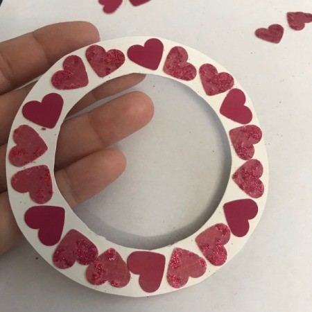 Valentine Wreath Card - arrange on the circular wreath
