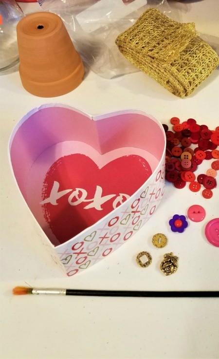Decorated Heart Box Crafts