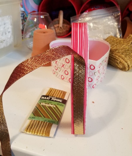 Decorated Heart Box Crafts - glue ribbon to the outside edge of the lid