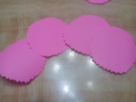 Paper Carnation Wreath - each flower requires 4 circles