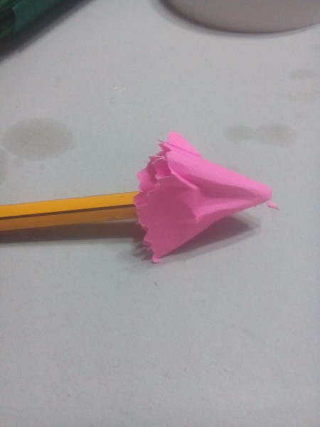 Paper Carnation Wreath - for the center crumple the 4th paper circle over the tip of a pencil