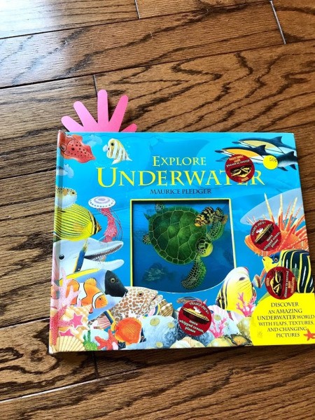 Making a Paper Hand Shaped Flower Bookmark