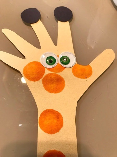 Making a Handprint Giraffe Bookmark | ThriftyFun