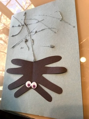 Spider Handprint Craft - finished craft ready to hang