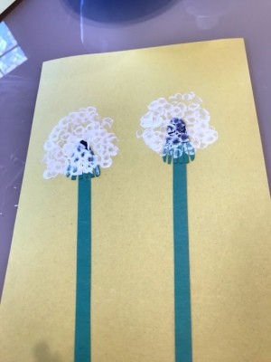 Making a Dandelion Card - Toddler Activity - view of finished dandelion seed heads