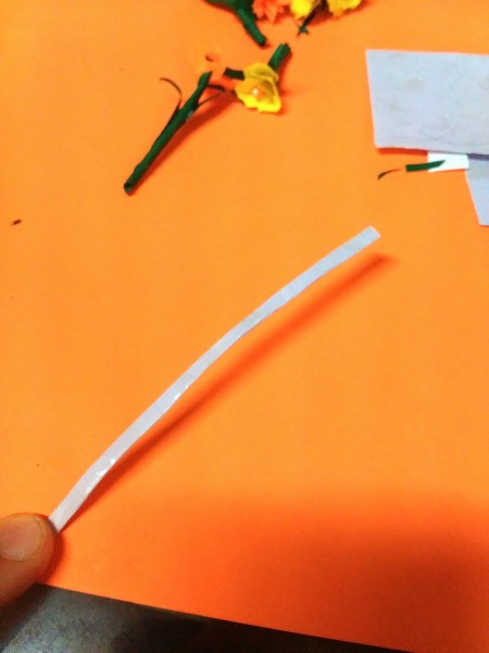 Bottle Cap Mini Flower Basket - cut a small strip of the scented paper and fold to make a handle