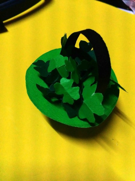 Mini Shamrock Hat Basket - plant the clover
