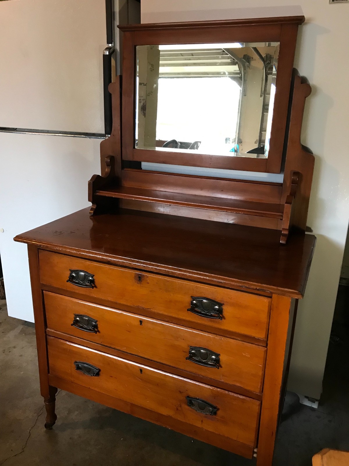 Finding the Value of Antique and Vintage Dressers? ThriftyFun