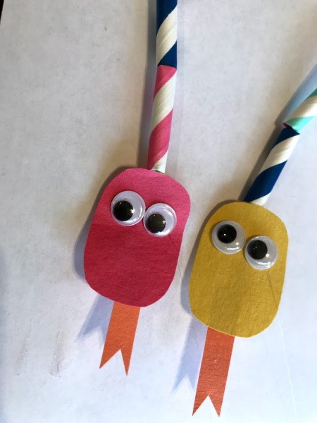 Making a Paper Drinking Straw Snake - and finally eyes