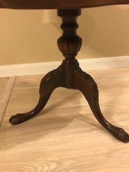 Value of a Mersman 3 Tier Pie Crust Table