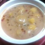 Glutinous Rice Balls in Coconut Milk in bowl