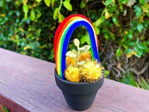 Pot O' Gold Planter - pot on deck rail