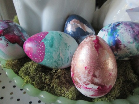 Making Marbled Eggs