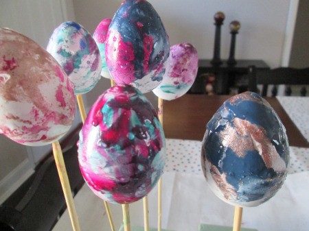 Making Marbled Eggs